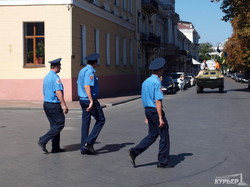 Антивоенный митинг в Одессе: ПТН ПНХ, броневик и просьба открыть американское консульство
