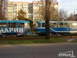В Одессе начинают восстанавливать двухвагонные трамвайные составы (ФОТО)