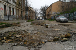 Прогулка по чреву Одессы: Деволановский спуск (ФОТО)