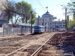 Реконструкция Старосенной площади в Одессе: плитка в сквере и новые рельсы (ФОТО)