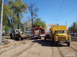 Реконструкция Старосенной площади в Одессе: плитка в сквере и новые рельсы (ФОТО)