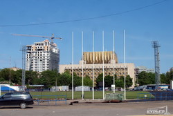 Как за 10 лет высотки стали доминировать над одесским театром (ФОТО)