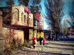 улица мирного славянска около сбу
