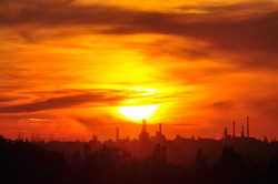 Красота неба Одессы в лучах уходящего дня (ФОТО)