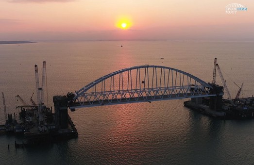 Установка арки на Крымском мосту – всё только начинается!