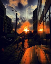 Впечатляющий закат у одесского Привоза (ФОТО)