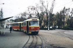 Конечная трамвая на Куликовом поле, 1976 год, на втором плане видно сильно перестроенное здание "вокзального" павильона, фото Ханс Орлеманс