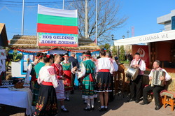 В соседней с Одесской областью Гагаузии отметили день молодого вина (ФОТО)