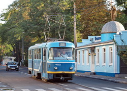 Фото дня: одесский трамвай вдоль старой черты порто-франко