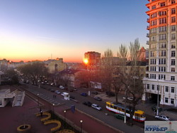 Вечерняя Одесса в огненных красках заходящего солнца (ФОТО, ВИДЕО)