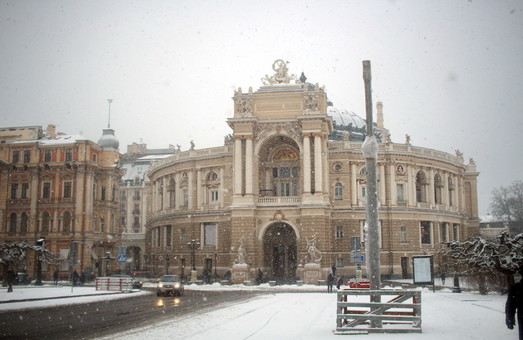 Реставрация Ришельевской добралась до Оперного