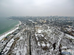 Зимняя Одесса со стометровой высоты: снег, море, высотки и санатории (ФОТО, ВИДЕО)