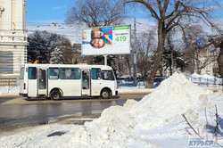 Одесса выдержала снежную стихию и готовится к следующей (ФОТО)
