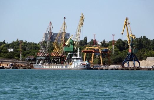 Углублять дно в порту под Одессой будут китайцы