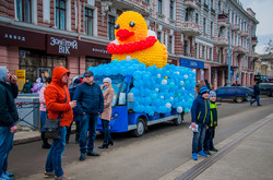 Одесса перед началом Юморины: город оккупировали уточки и клоуны (ФОТО)