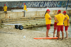 Одесские водолазы показали, как умеют спасать людей (ФОТО)