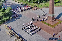 В Одессе отметили 77-ю годовщину начала обороны города во Второй мировой войне (ФОТО, ВИДЕО)