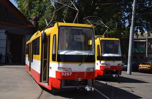 В Одессе изготовили сразу два новых трамвая (ФОТО)