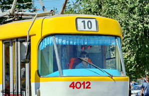 Августовские проездные в одесском трамвае продлены до сентября, но только на одном маршруте