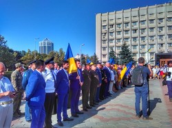 В Одессе торжественно подняли флаг Украины около облсовета (ФОТО, ВИДЕО)