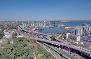Одесский порт взялся за реконструкцию первой очереди автомобильной эстакады
