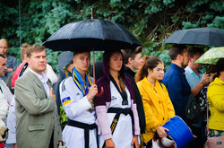В Одессе под дождем отметили День физкультуры и спорта (ФОТО)