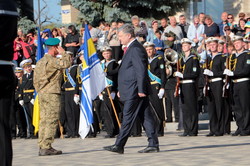 Петр Порошенко на своей родине открыл мемориал защитникам Украины (ФОТО)