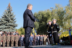 Петр Порошенко на своей родине открыл мемориал защитникам Украины (ФОТО)