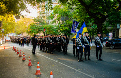По Одессе маршировали будущие полицейские (ФОТО)