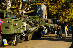 На Думской площади проходит выставка военной техники (ФОТО)