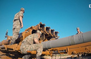 Россия продолжает "фаршировать" Армению современным оружием