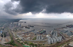 Одесский порт будет работать в полном объеме во время военного положения