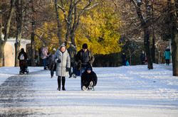 Как выглядит заснеженная снегом Одесса в первый день зимы (ФОТО)