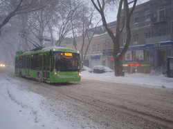Одесский транспорт 9 лет назад: как город погрузился в снежный коллапс (ФОТО)