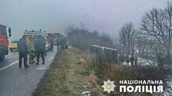 По дороге из Одессы в Киев случилась масштабная авария с участием пассажирского автобуса