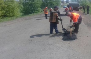 В Одесской области объявили два тендера на содержание местных автодорог