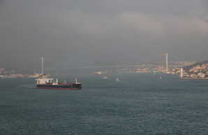 Турция “прикрутила” экспорт российской нефти через Черное море