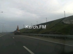 Куда уплывает Керченский мост