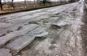 Ремонт автодорог в Раздельнянском районе Одесской области – один из приоритетов