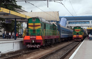 Задворки Крыма вдоль железной дороги от Симферополя до Одессы (ФОТО)