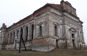 Два заброшенных католических костела в бывшей немецкой колонии под Одессой (ФОТО, ВИДЕО)