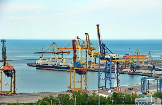 Порт Черноморск под Одессой значительно увеличил перевалку грузов