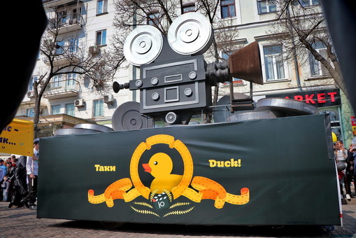 Юморина в Одессе: карнавал не хуже бразильского (ФОТО, ВИДЕО)