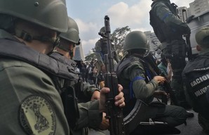 Переворот в Венесуэле… Революция? Свержение режима? Цирк?