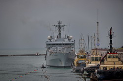 Королевский флот не оставляет Одессу без внимания (ФОТО)