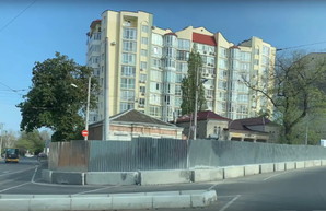 В Одессе на 10-й Фонтана строят высотку с нарушениями