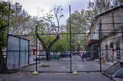 В Одессе начинается стройка в центре города под видом реконструкции старого дома (ФОТО)