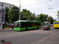 Фото дня: 10 лет назад в Одессе презентовали первые низкопольные троллейбусы
