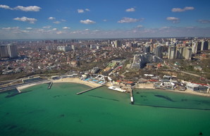 Пляжный вопрос в Одессе: арендаторов пляжей хотят или изгнать, или заставить платить больше