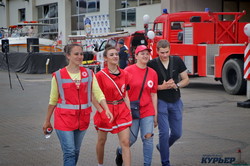 В Одессе спасатели устроили полезный праздник для детей (ФОТО)